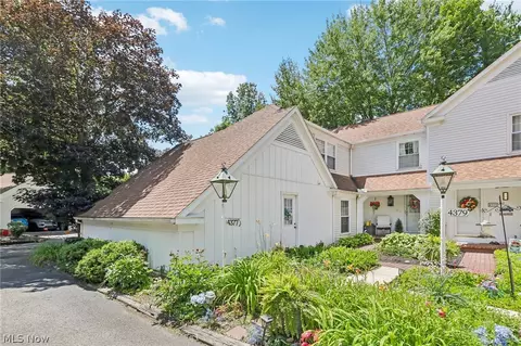 4377 Devonshire Dr, Boardman, OH 44512