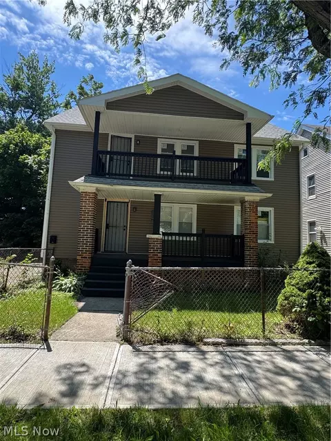 13704 Deise Ave, Cleveland, OH 44110