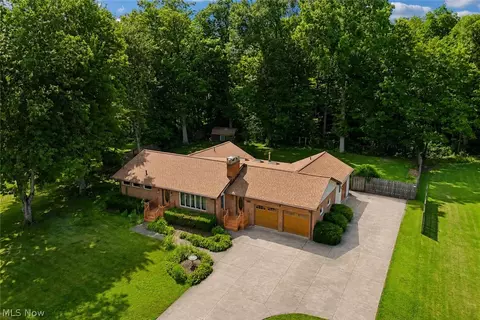 10312 W W Riv, Columbia Station, OH 44028