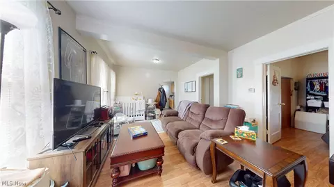 Other - 809 28th St, Vienna, WV 26105 photo 4 of 6