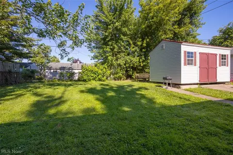 Exterior - 4144 Riverside Dr, Lorain, OH 44055 photo 7 of 7