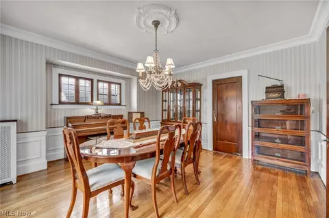 Dining - 334 Cornell Ave, Elyria, OH 44035 photo 1 of 3