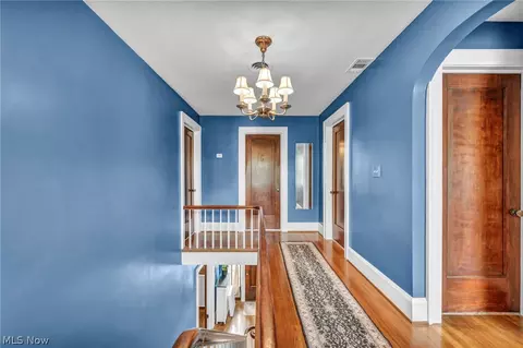 Entry Way - 334 Cornell Ave, Elyria, OH 44035 photo 3 of 3