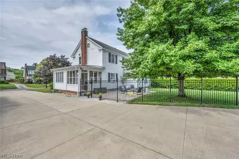 Exterior - 334 Cornell Ave, Elyria, OH 44035 photo 6 of 10