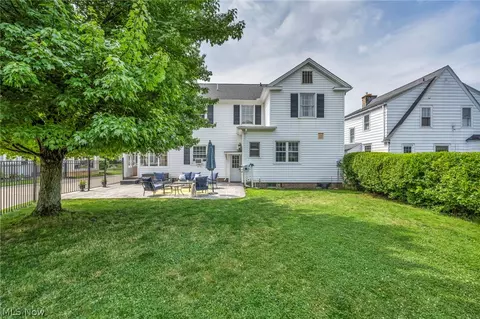 Exterior - 334 Cornell Ave, Elyria, OH 44035 photo 7 of 10