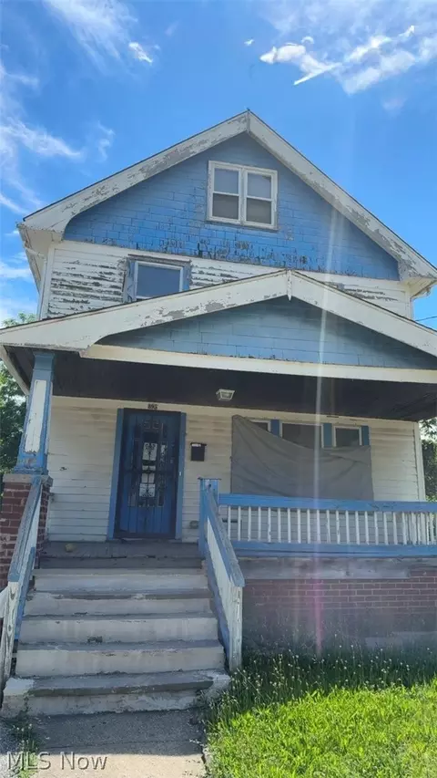 895 E 130th St, Cleveland, OH 44108