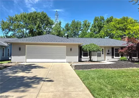 755 Merrimak Dr, Berea, OH 44017