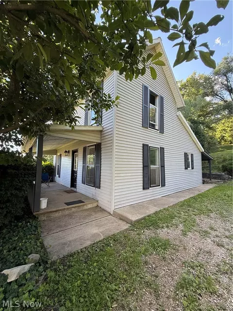 201 Center St, Coshocton, OH 43812