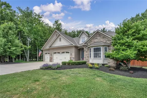 29345 White Rd, Wickliffe, OH 44092