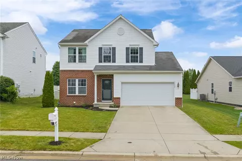 Exterior - 2489 Captens St NE, Canton, OH 44721 photo 4 of 4