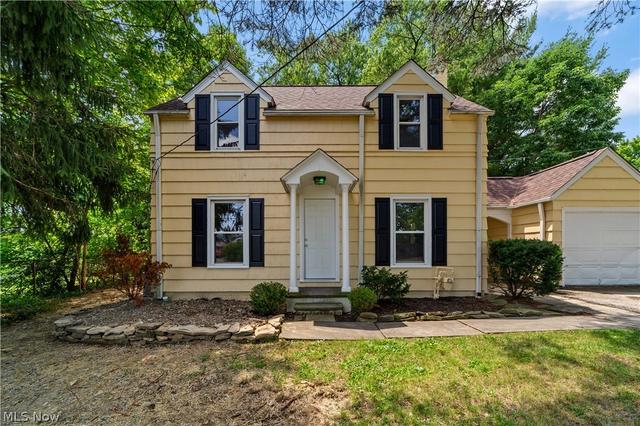 6444 Wilson Mills Rd, Mayfield Village, OH 44143