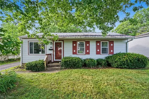 1834 Cleveland St, Salem, OH 44460