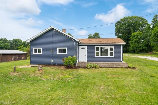 4817 Mcclintocksburg Rd, Newton Falls, OH 44444