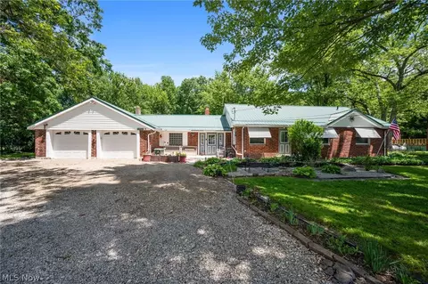 5950 Parkman Rd NW, Warren, OH 44481