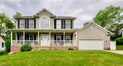 1150 Rolena Cir NW, Canton, OH 44708