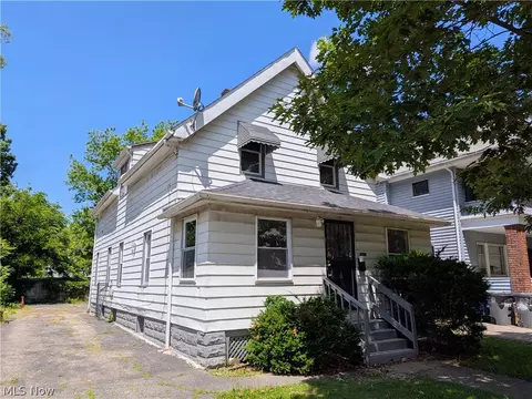 2818 E 119th St, Cleveland, OH 44120