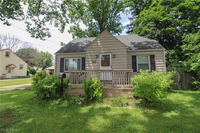 5172 5th St, Poland, OH 44514