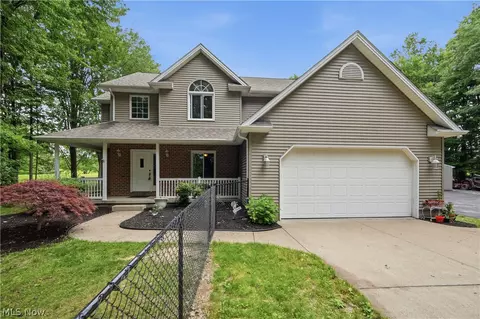 1745 N Duck Creek Rd, North Jackson, OH 44451