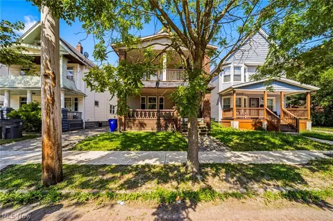 2902 E 119th St, Cleveland, OH 44120