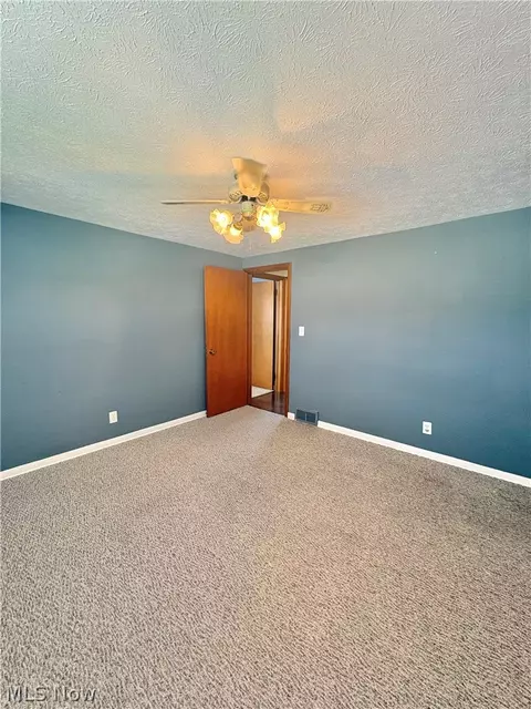 Bedroom - 1407 W Valentine Cir NW, Canton, OH 44708 photo 6 of 7
