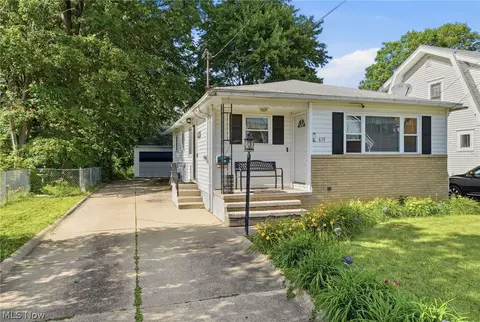 617 Marguerite Ave, Cuyahoga Falls, OH 44221