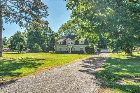 31 Fairfield Rd, Painesville, OH 44077