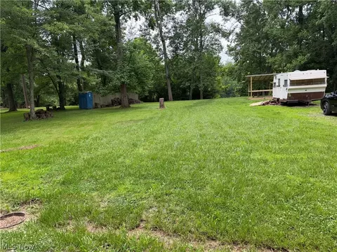158 Rivers Edge Dr, Davisville, WV 26142