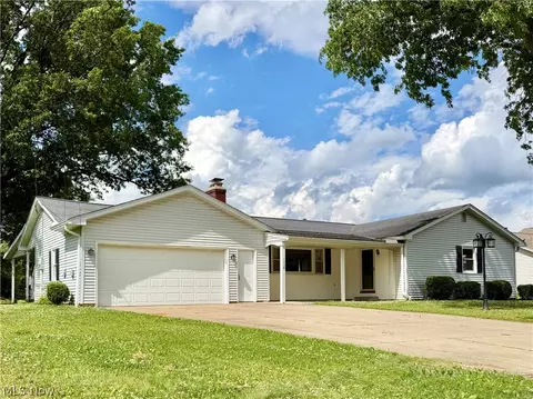 1008 Columbus Cir S, Ashland, OH 44805