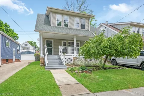 3014 Oak Park Ave, Cleveland, OH 44109