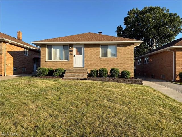 3103 Norris Ave, Parma, OH 44134