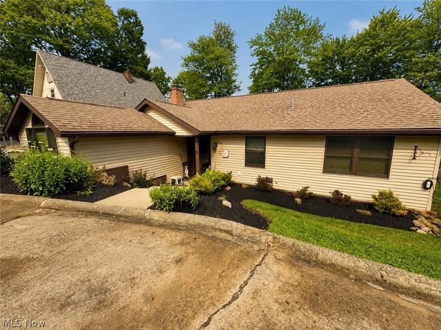 47751 Tomahawk Dr, Negley, OH 44441