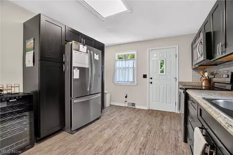 515 Myrtle Ave, Ashtabula, OH 44004 photo 6