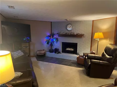 823 Gloucester Dr, Huron, OH 44839 photo 8