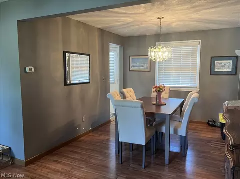 823 Gloucester Dr, Huron, OH 44839 photo 5
