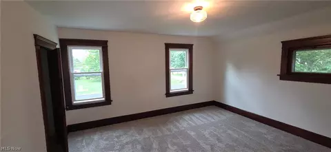 9964 E River Rd, Elyria, OH 44035 photo 24