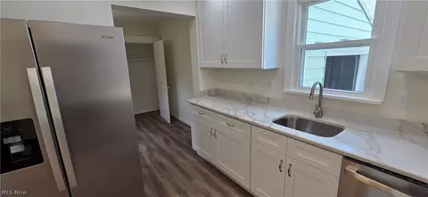 9964 E River Rd, Elyria, OH 44035 photo 16