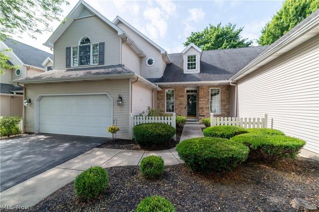 25 Fieldstone, Poland, OH 44514