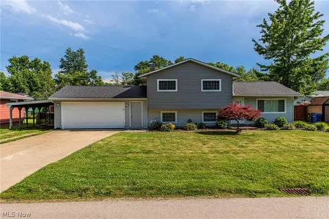 7396 Fern Dr, Mentor, OH 44060