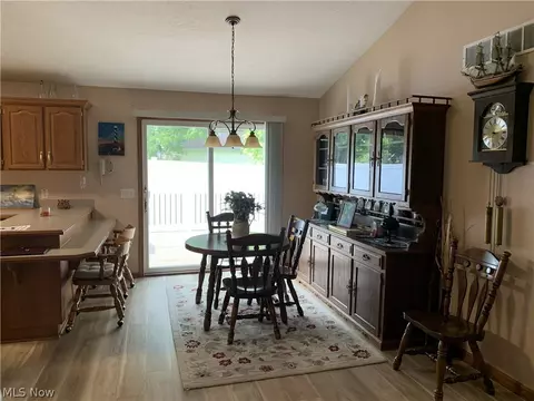 Dining - 32 Stuart St, Dalton, OH 44618 photo 1 of 1