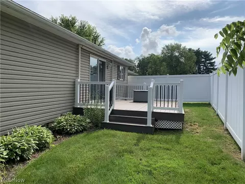 Exterior - 32 Stuart St, Dalton, OH 44618 photo 3 of 4