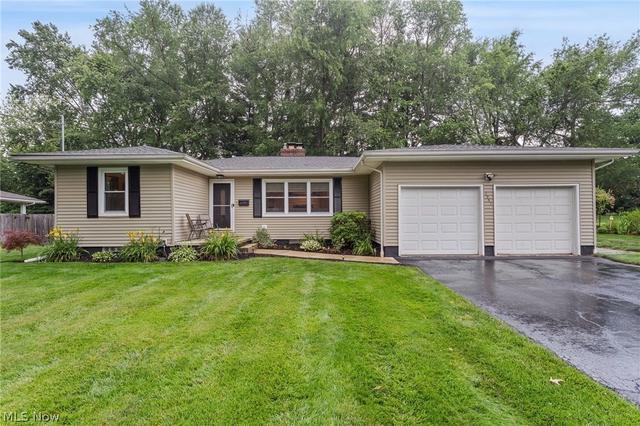 3941 Grace Dr, Kent, OH 44240