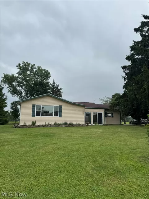 15191 Whitehead Rd, Lagrange, OH 44050
