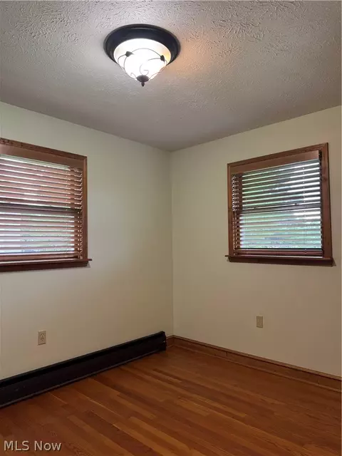 Bedroom - 15191 Whitehead Rd, Lagrange, OH 44050 photo 2 of 3