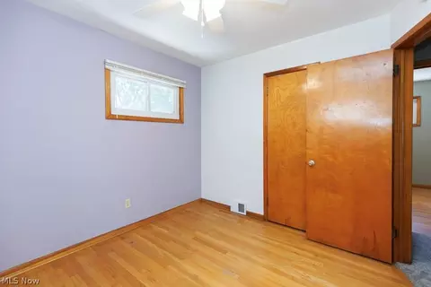 810 E Broad St, Elyria, OH 44035 photo 27