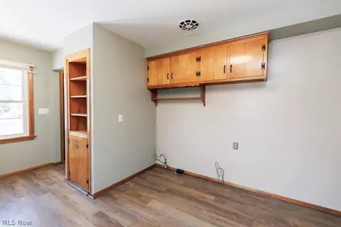 810 E Broad St, Elyria, OH 44035 photo 7