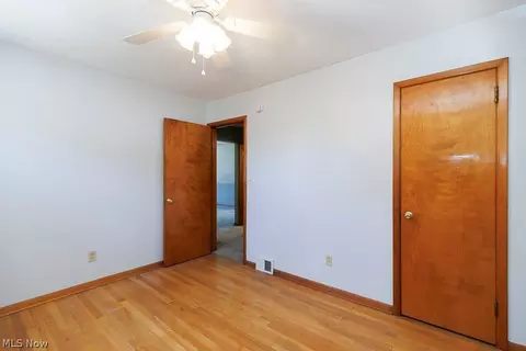 810 E Broad St, Elyria, OH 44035 photo 25