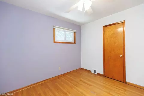 810 E Broad St, Elyria, OH 44035 photo 28