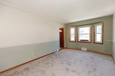 810 E Broad St, Elyria, OH 44035 photo 15