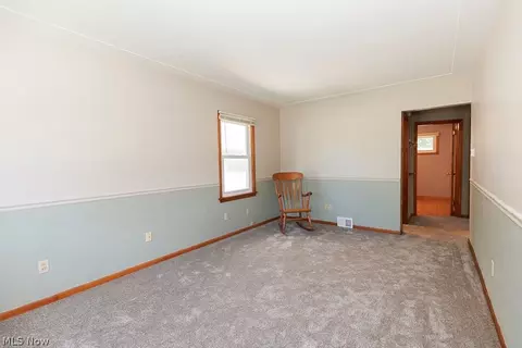 810 E Broad St, Elyria, OH 44035 photo 18