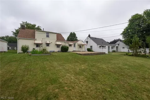 Exterior - 4200 2nd St NW, Canton, OH 44708 photo 4 of 7